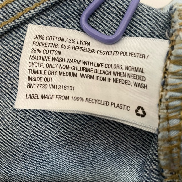 Universal thread from target size 8 and size 6 jeans - Picture 5 of 12